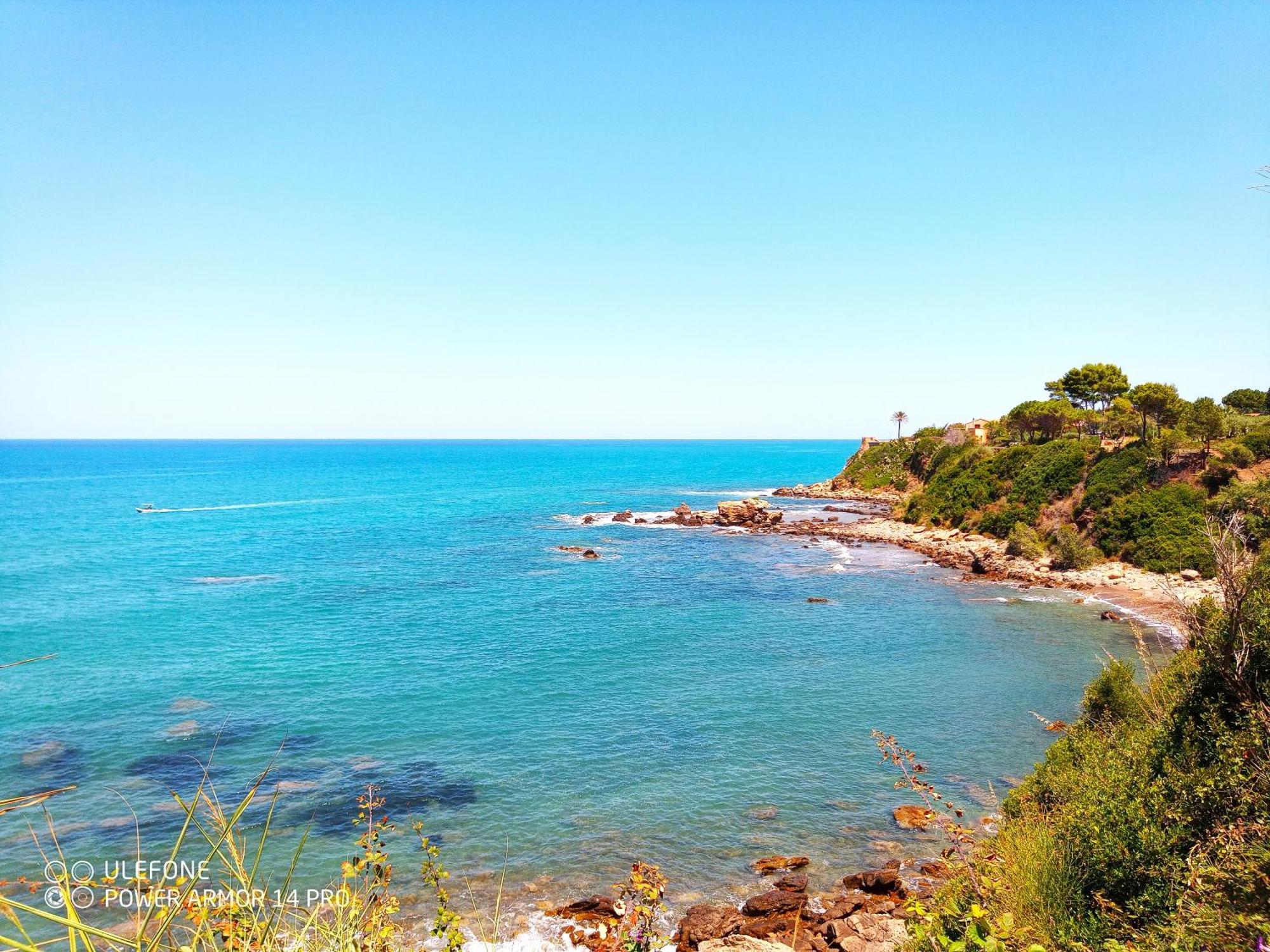 Green Villa Sand Beach Center Close Sea Veiw 切法卢 外观 照片