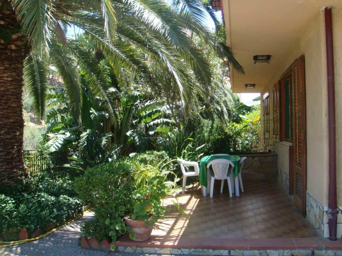 Green Villa Sand Beach Center Close Sea Veiw 切法卢 外观 照片