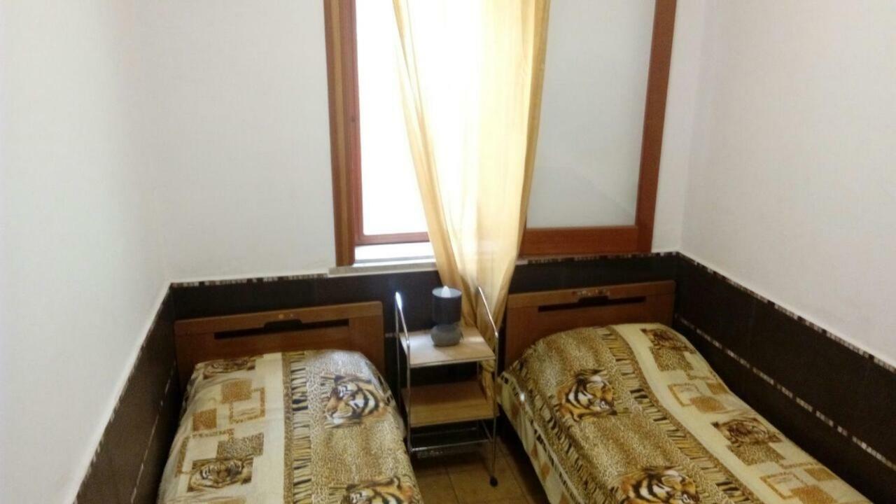 Green Villa Sand Beach Center Close Sea Veiw 切法卢 外观 照片